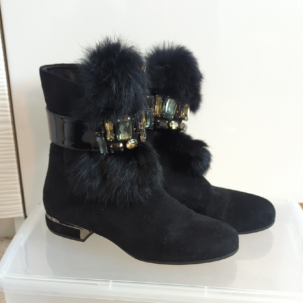 Loriblu bijoux Made In Italy Black Suede Rabbit Fur Rhinestone Ankle Boots 37